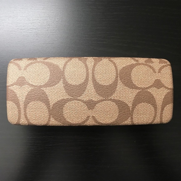 Coach eyeglass case. Good condition! - Picture 2 of 4